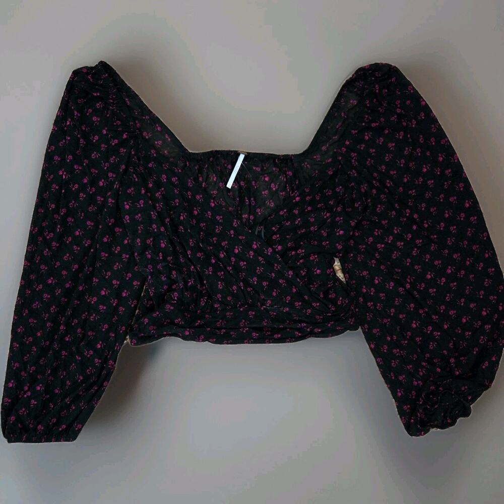 Free People Black Purple Floral Twist Front Blouse Womens‎ M Boho Sheer Sleeve